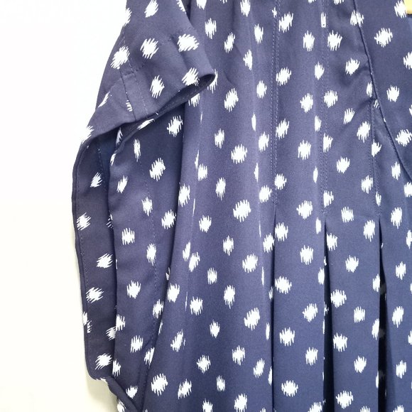 Roman's Blue/White Pleated A-Line Blouse With Tie at Neck Womans 20W (T-217) - Picture 12 of 12